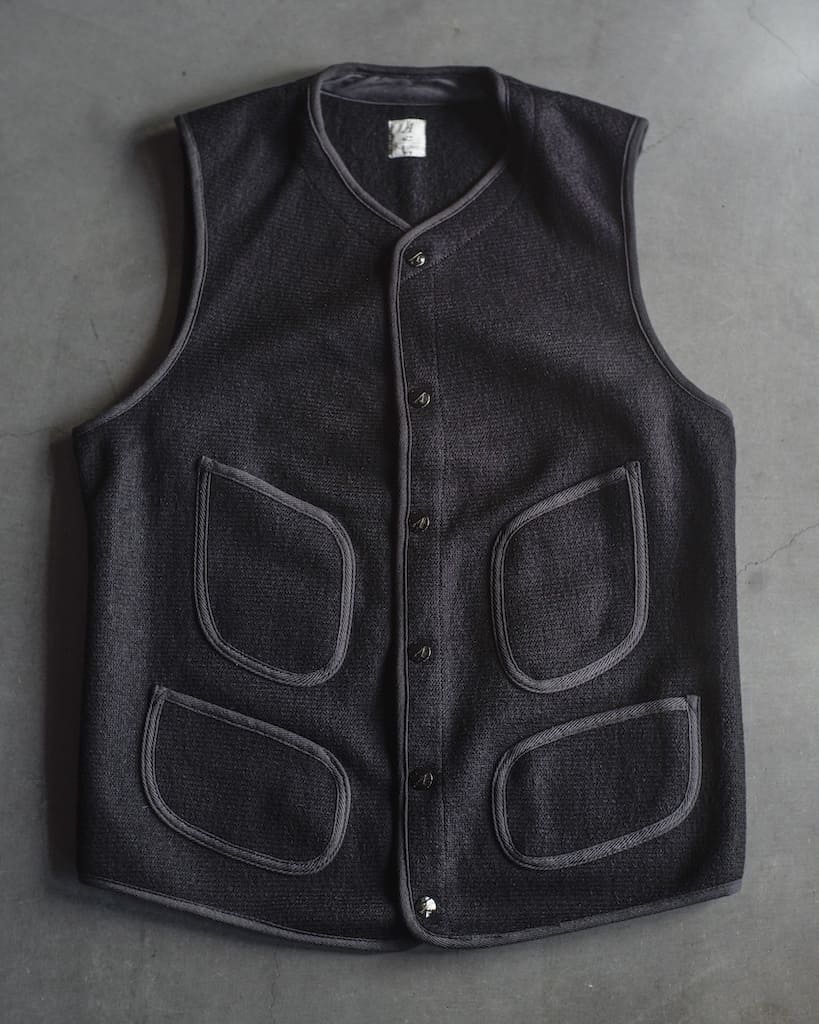 BB VEST - WOOL × COTTON - DARK NAVY