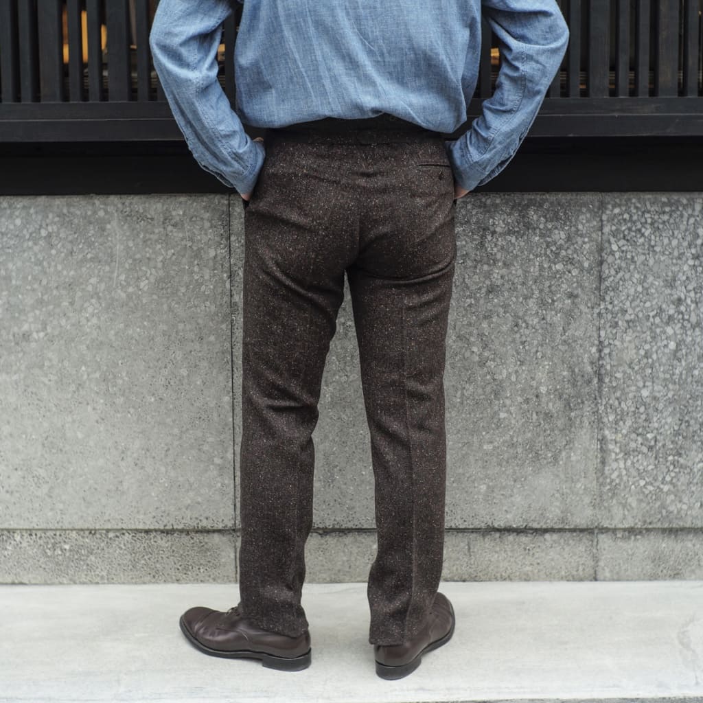 TENNIS - DONEGAL TWEED - BROWN