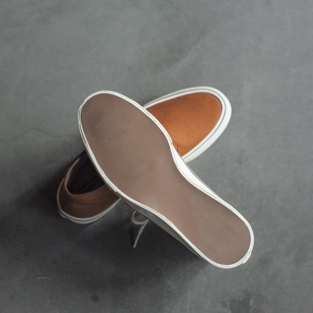 WAKOUWA CHUKKA - BROWN CANVAS - WHITE SOLE