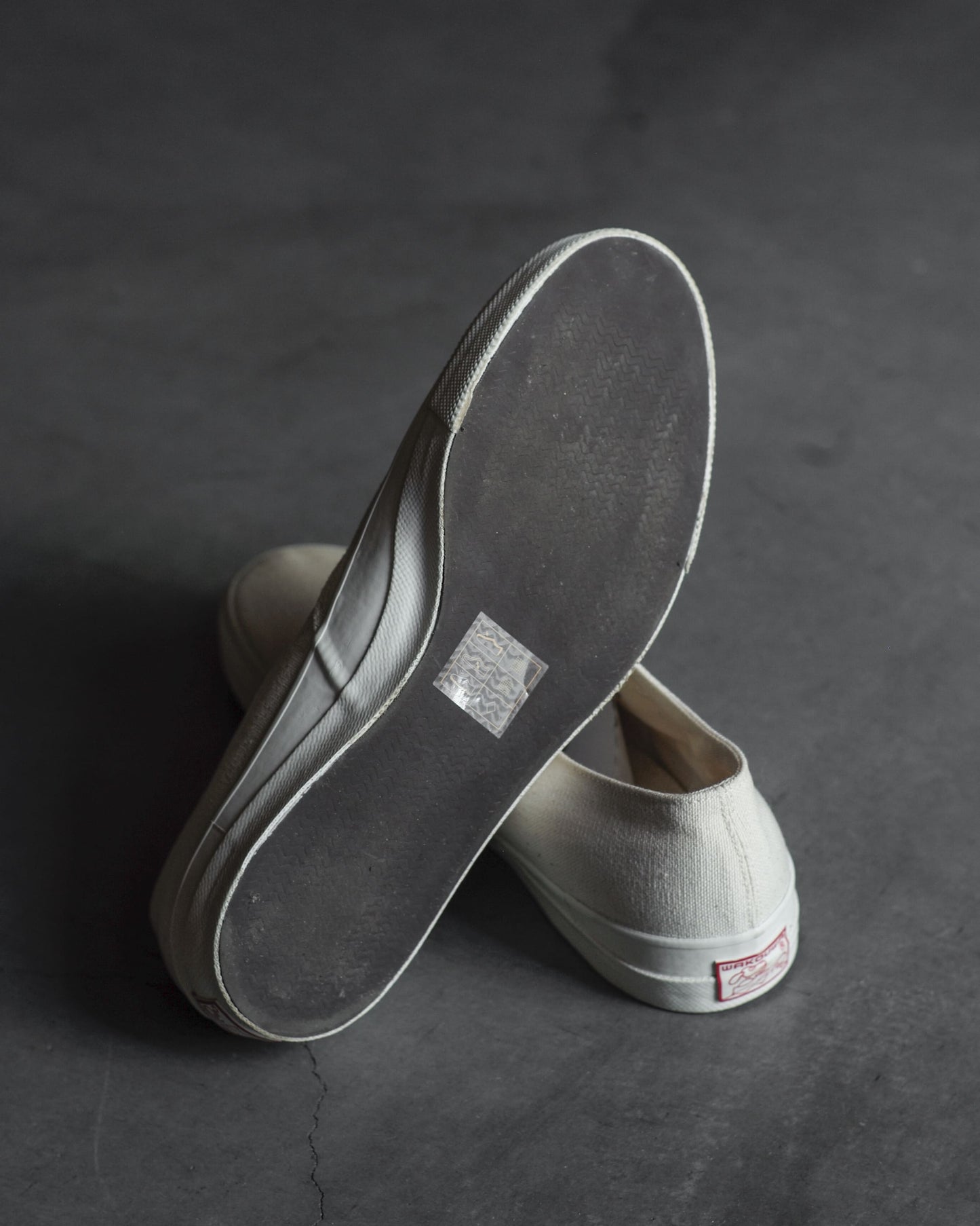 WAKOUWA LOW CUT - NATURAL CANVAS - WHITE SOLE