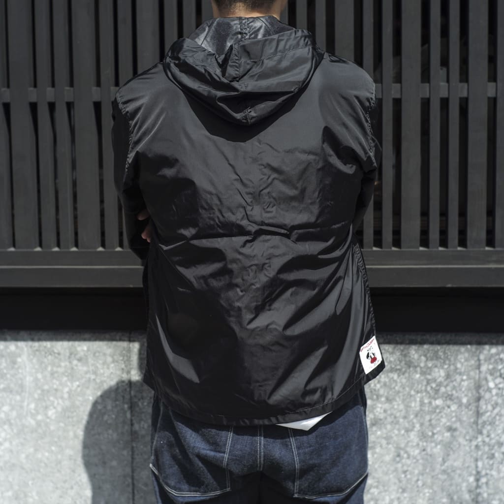 WAKOUWA SURFCO PARKA - NYLON - BLACK