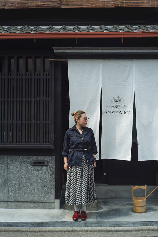 FRIDA GINGHAM STYLING
