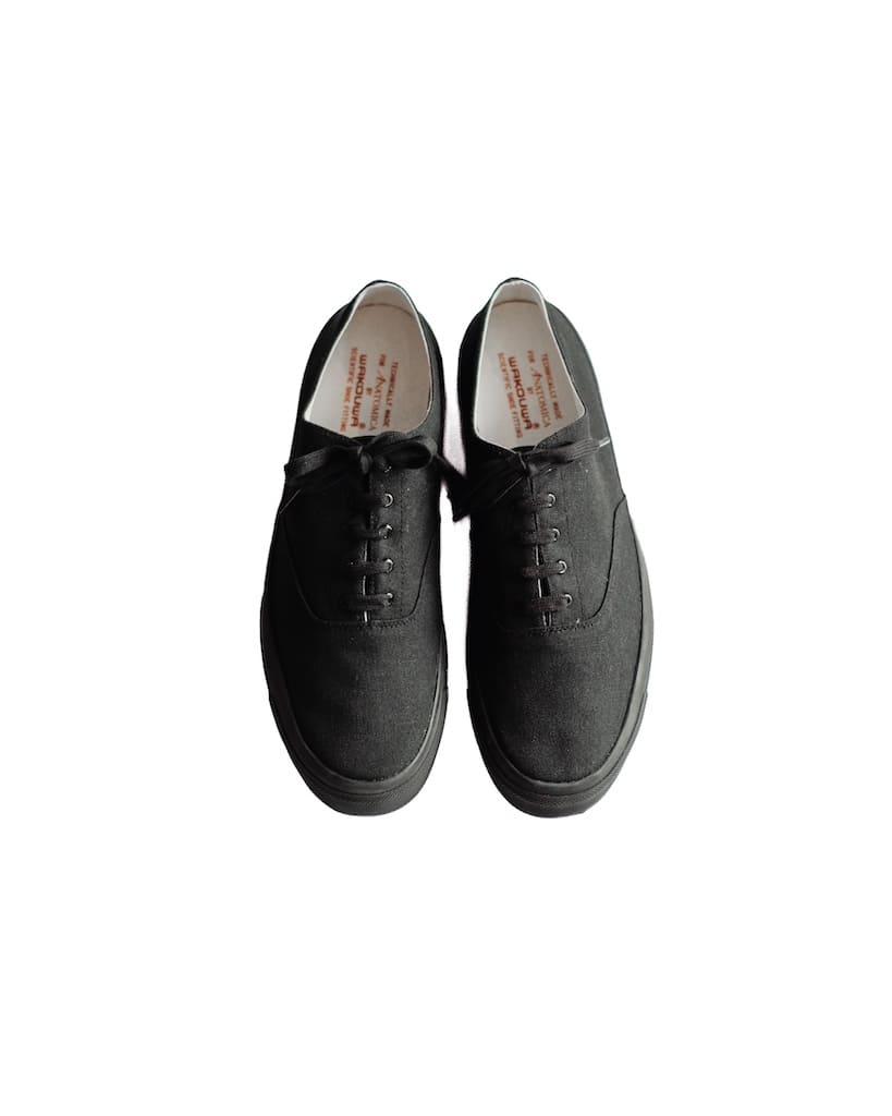 WAKOUWA LOW CUT - BLACK CANVAS - BLACK SOLE