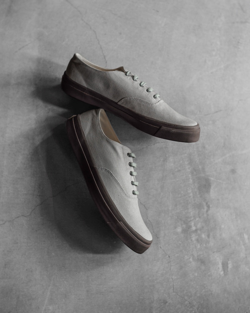 WAKOUWA LOW CUT SAPPORO LIMITED - SWIM GREY CANVAS - BROWN SOLE