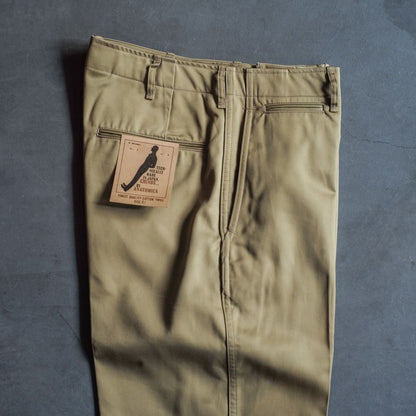 CHINOⅡ - WEAPON - BEIGE & NAVY