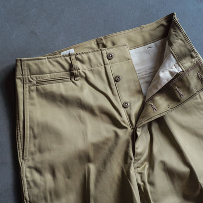 CHINOⅡ - WEAPON - BEIGE & NAVY