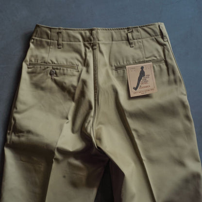 CHINOⅡ - WEAPON - BEIGE & NAVY