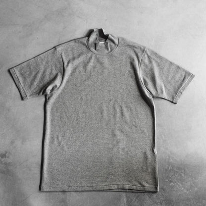 MOCK NECK TEE S/S - GROSGRAIN - GREY MICRO STRIPES
