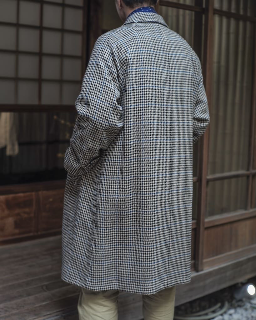 SINGLE RAGLAN COAT Ⅱ - GABARDINE × HOUND’S TOOTH TWEED - BLACK