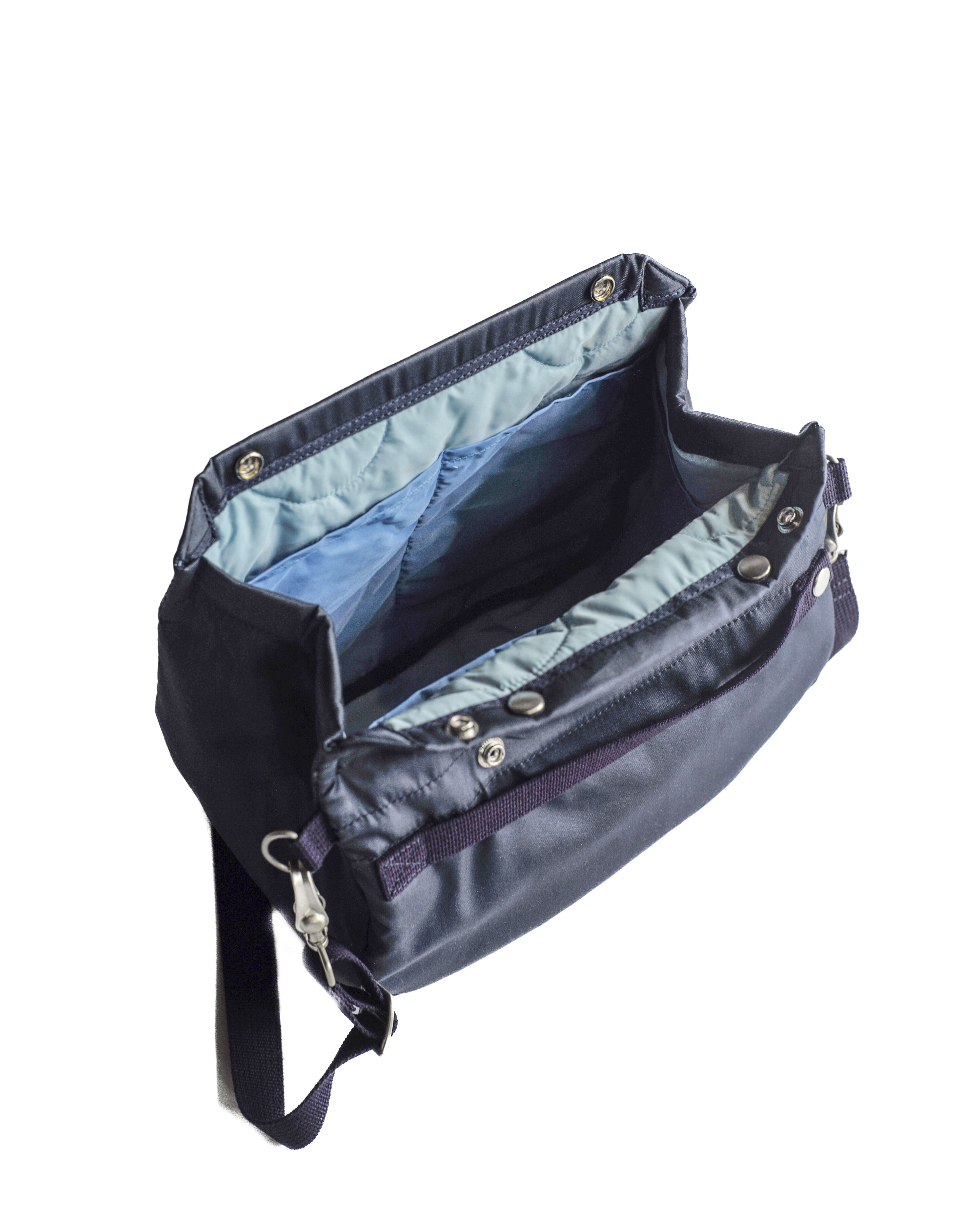 USAF SMALL SHOULDER BAG - DEAD STOCK FABRIC - NAVY – ANATOMICA