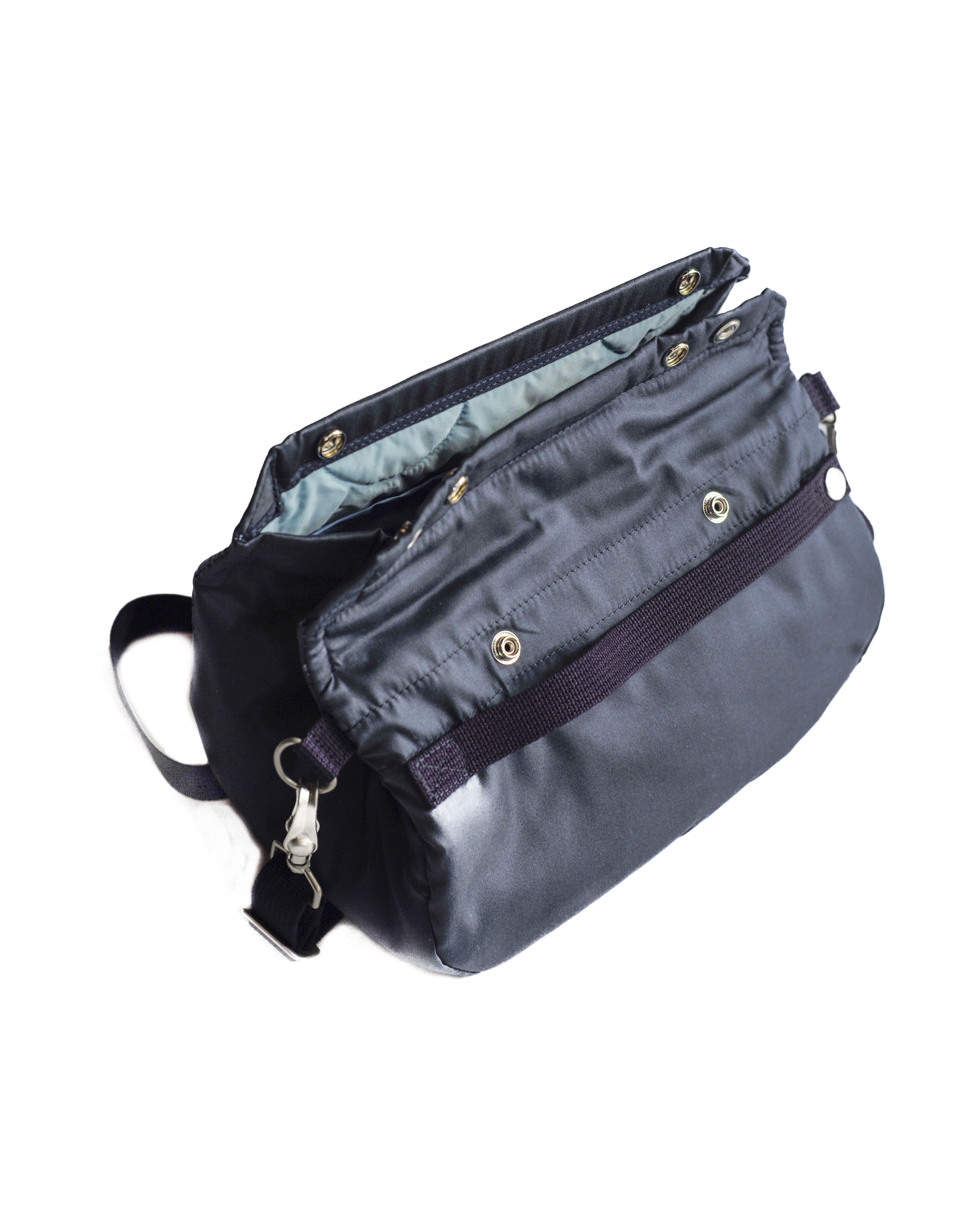 USAF SMALL SHOULDER BAG - DEAD STOCK FABRIC - NAVY – ANATOMICA