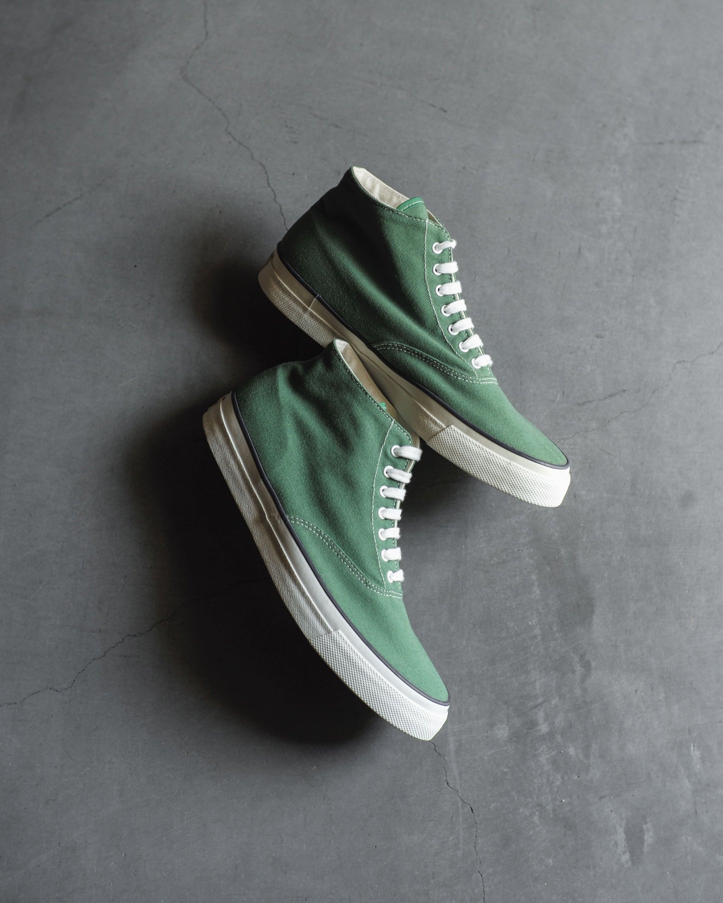 WAKOUWA HIGH CUT - GREEN CANVAS - WHITE SOLE