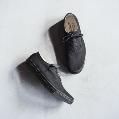 WAKOUWA LOW CUT SAPPORO LIMITED - BLACK CANVAS - BLACK SOLE