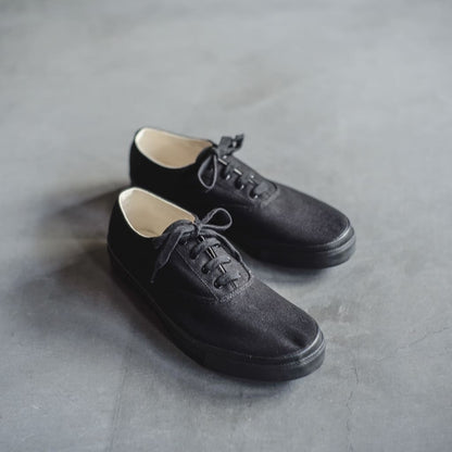 WAKOUWA LOW CUT SAPPORO LIMITED - BLACK CANVAS - BLACK SOLE