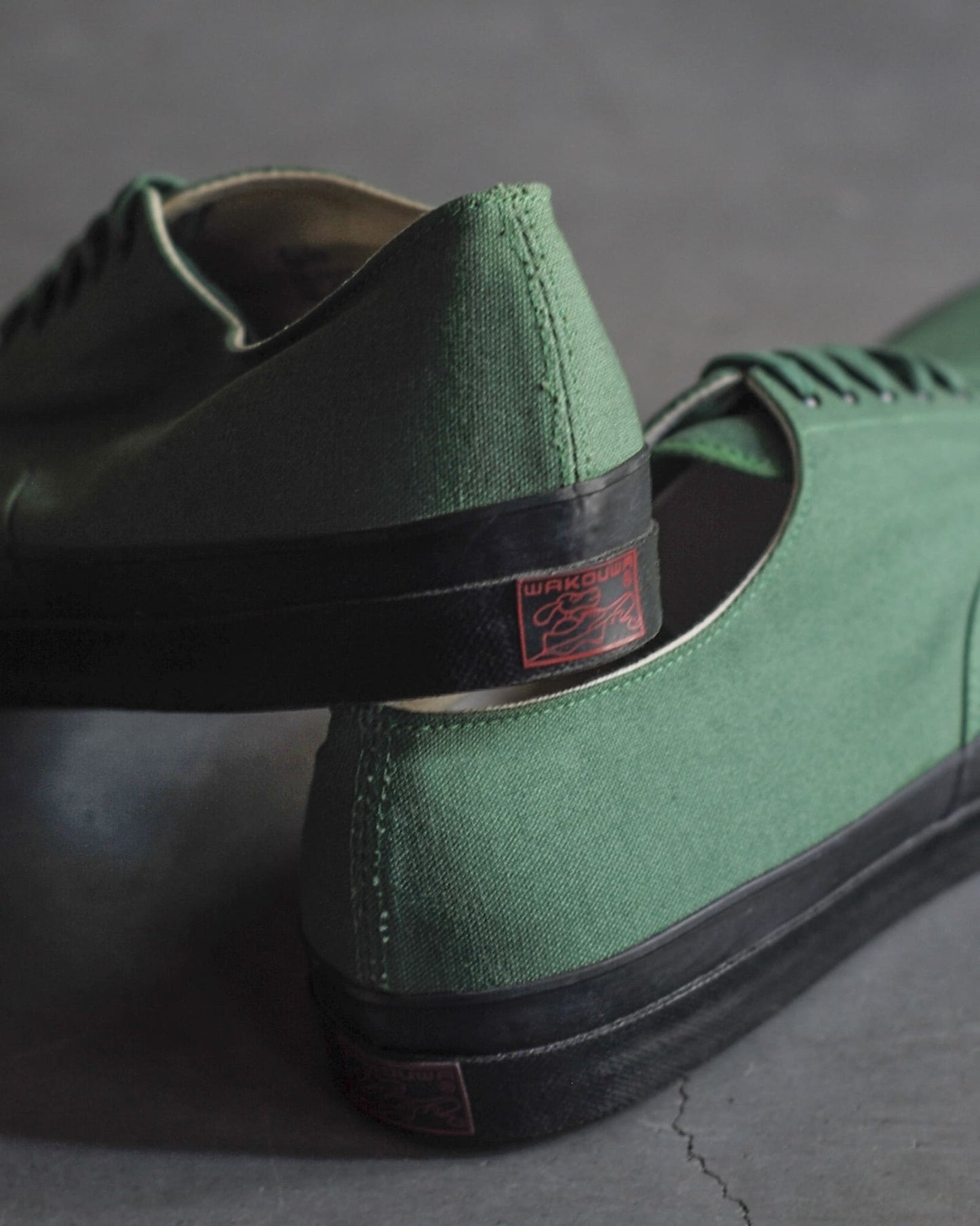 WAKOUWA LOW CUT - GREEN CANVAS - BLACK SOLE