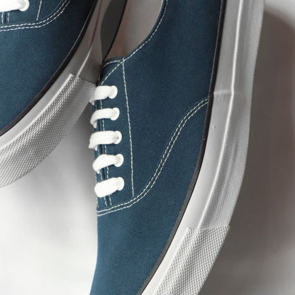 WAKOUWA LOW CUT - NAVY CANVAS - WHITE SOLE